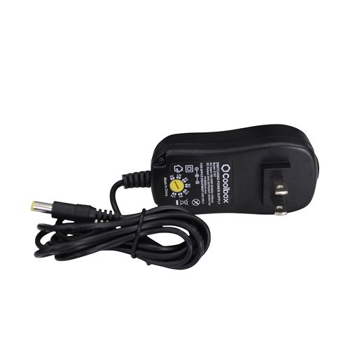 Adaptador universal Coolbox multi voltaje 220V 24W