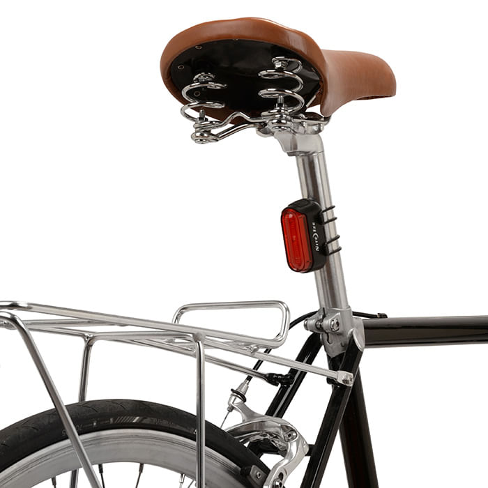 Imagen 2 del producto Luz Radiant 50 para bicicleta color rojo, 2 modos de funcionamiento, se puede montar de manera vertical u horizontal, 15 lúmenes, 180° visibilidad