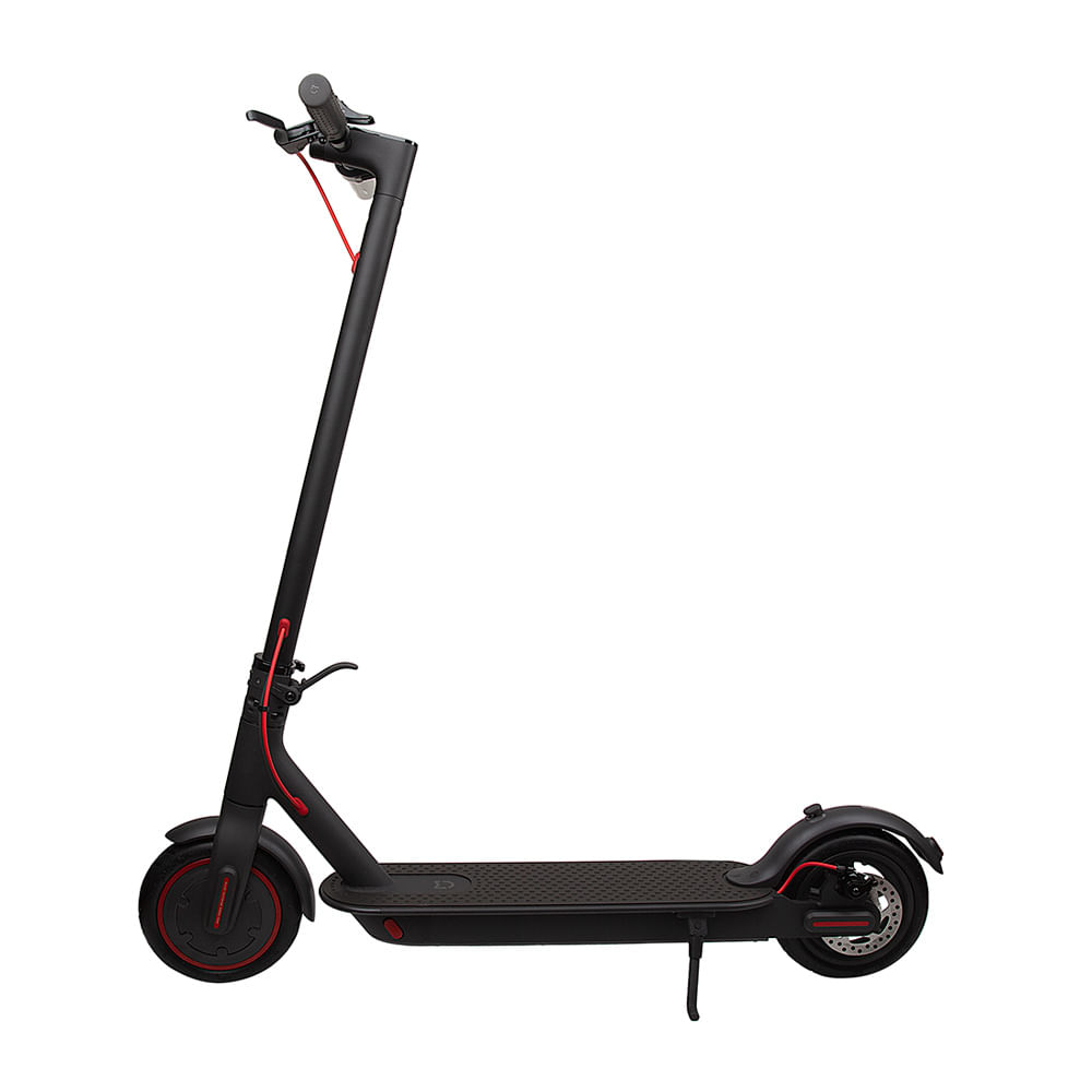Imagen 2 del producto Scooter Eléctrico XIAOMI M365 PRO Negro con Autonomía de 45 km, Vel. Máx: 25 km/h, Tolerancia: 100 kg, Llantas de 8.5"" con cámara, Potencia: 300W