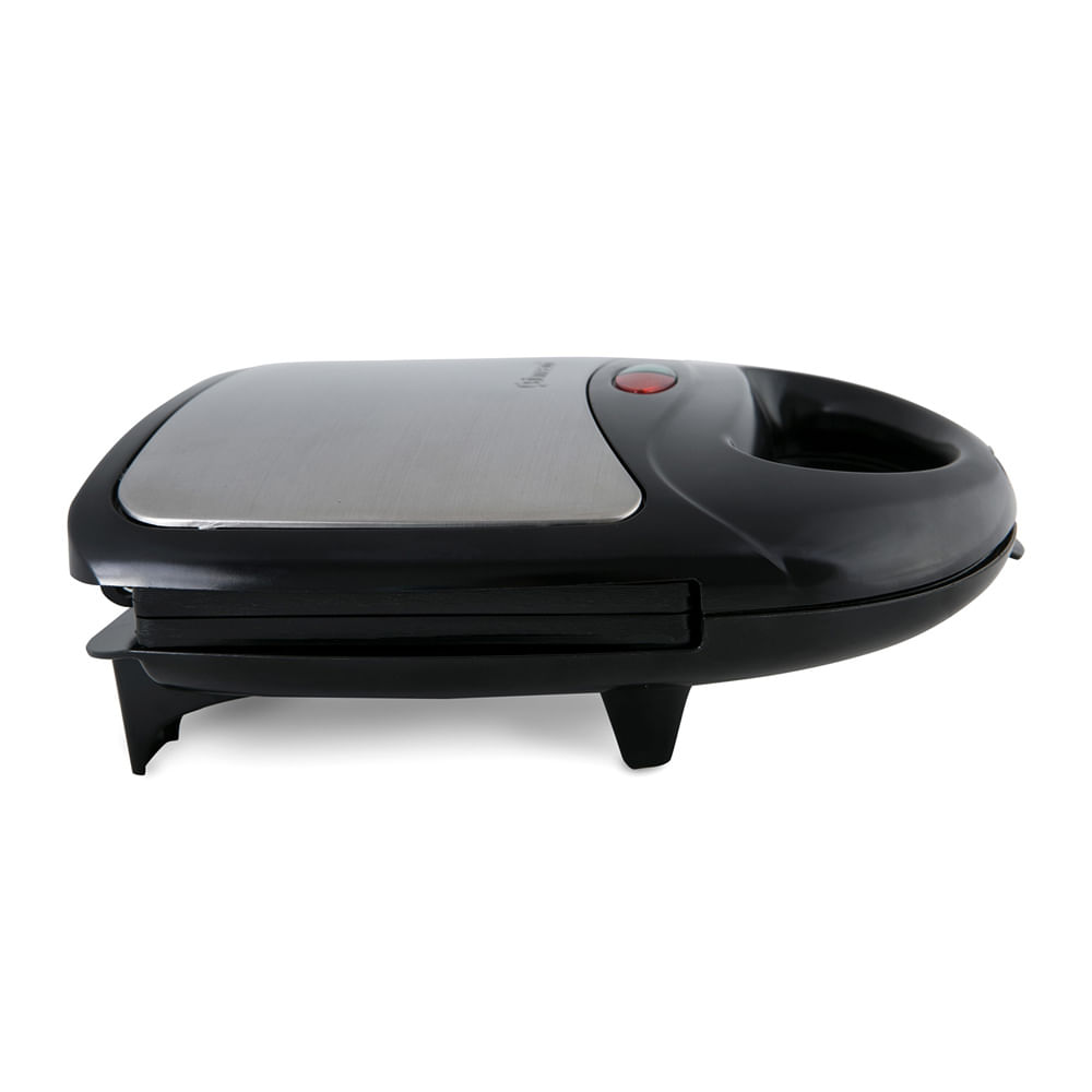 Imagen 2 del producto Sandwichera grill Imaco ISG014A 700w, capacidad para 2 panes, placas antiadherente, negro