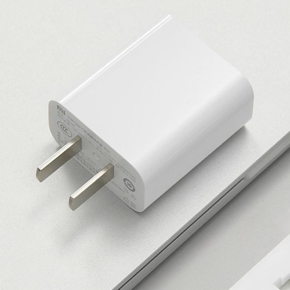 Imagen 2 del producto Cargador de pared Celular Xiaomi, 1 puerto tipo C, 20W, carga rápida, blanco