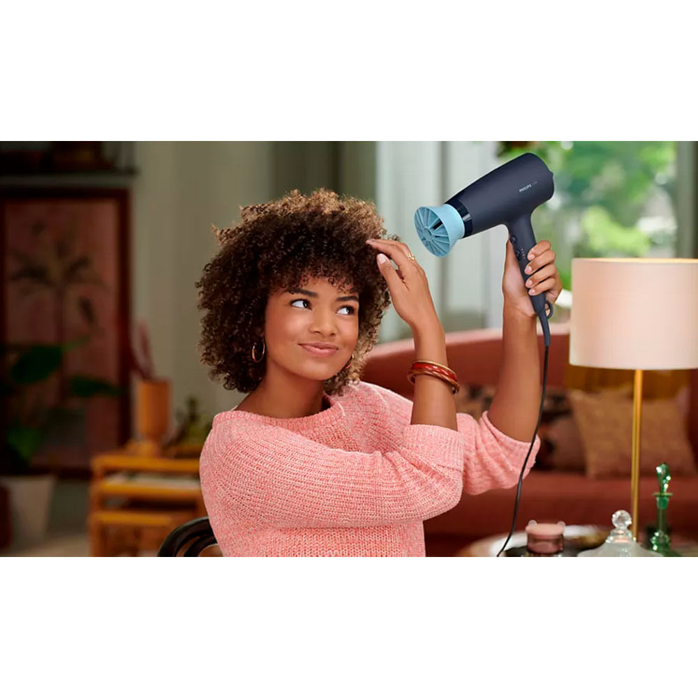 Imagen 2 del producto Secador de cabello Philips BHD360-20 2100W, 6 niveles de temperatura, cable 1.8m, negro