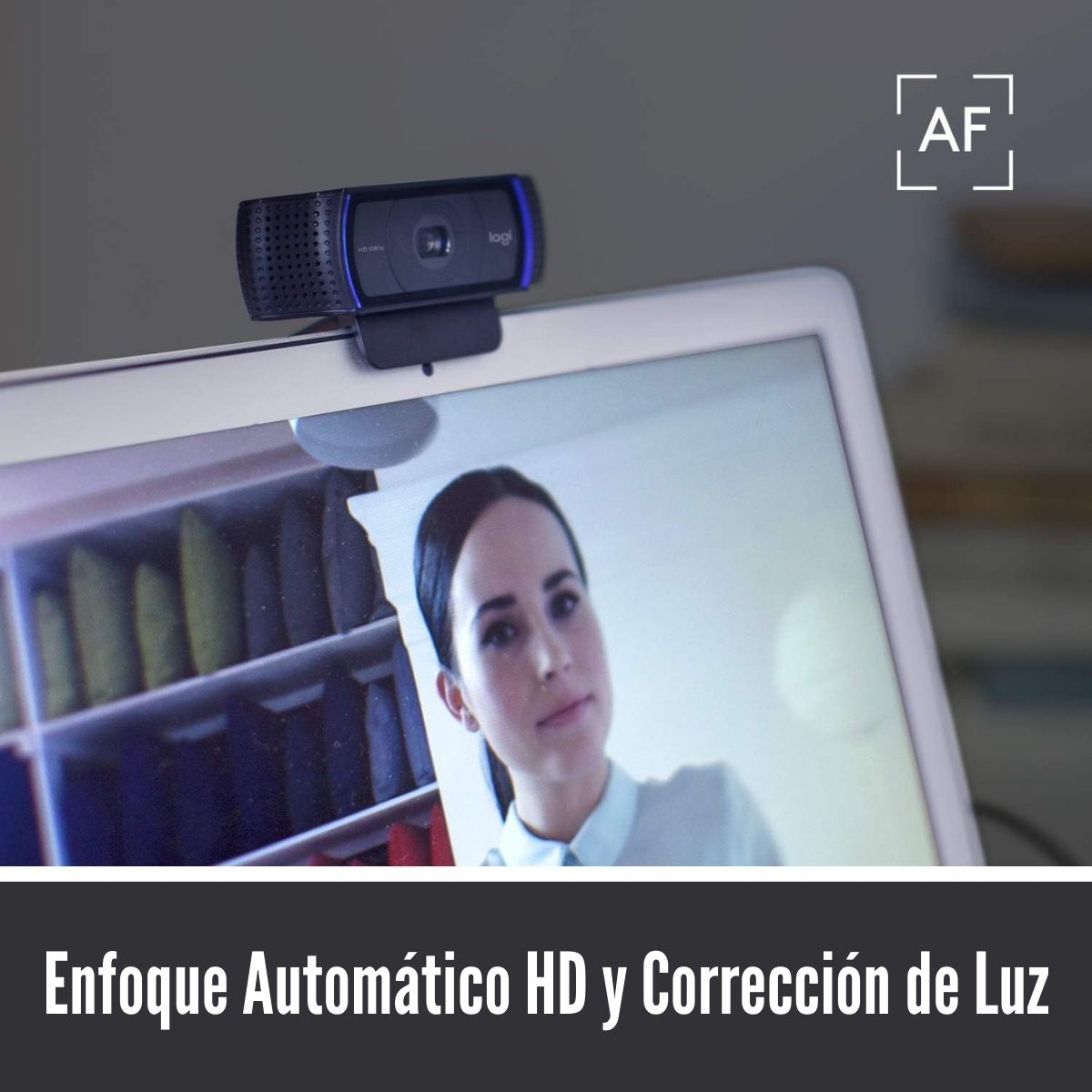 Imagen 2 del producto Cámara web Logitech C920s Full HD 1080p, conexión USB, micrófono integrado, tapa de privacidad, cable 1.5 m, negro