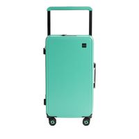 Maleta mediana Around Lisboa, capacidad 65.5 litros, 4 ruedas dobles 360°, puerto USB, policarbonato, verde