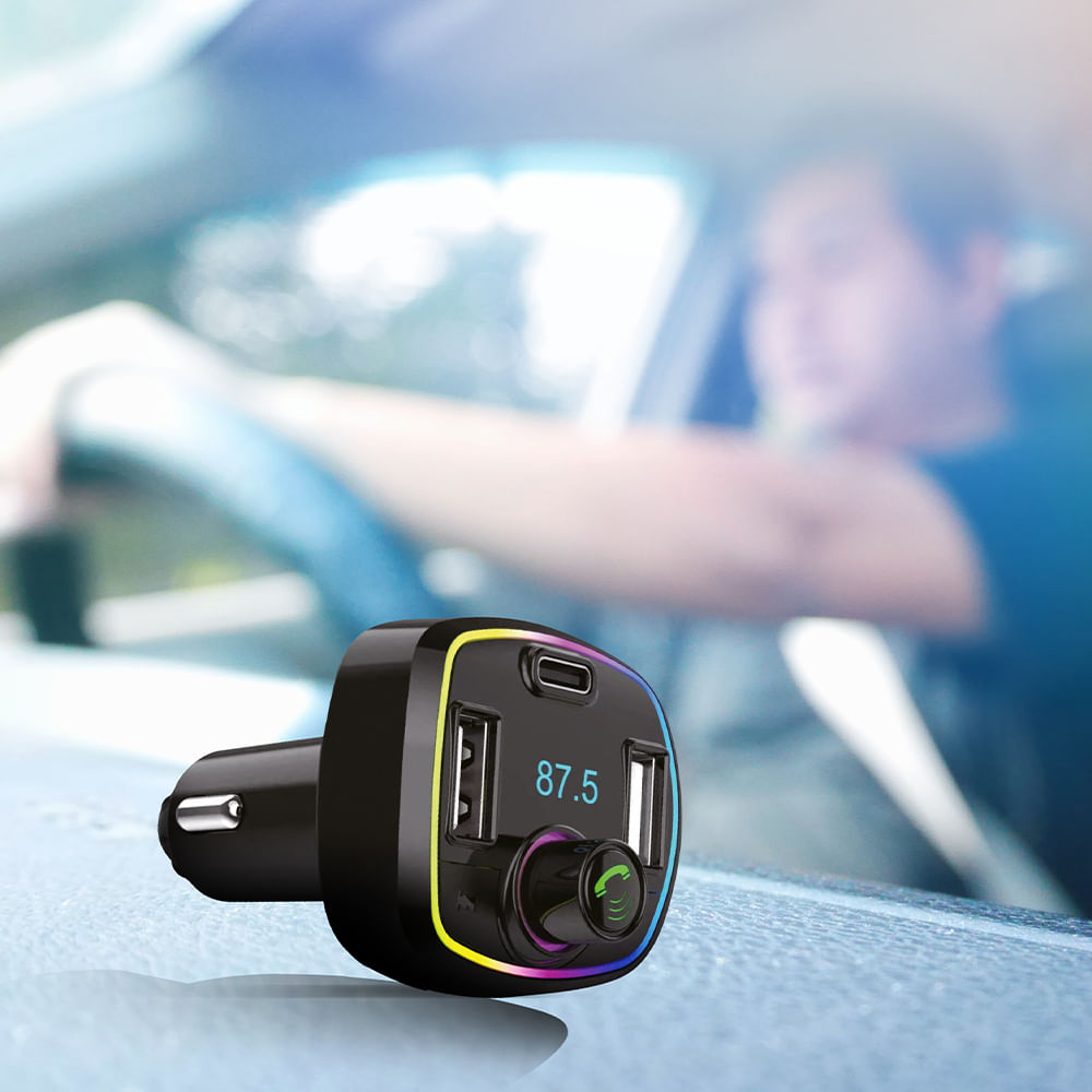 Imagen 2 del producto Transmisor bluetooth Roadtrip para carro, diseño compacto, llamadas manos libres, música, alcance 8m, compatible smartphones/tablets, negro
