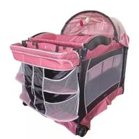 Cuna corral Baby Kits Verona mecedora, colchón 4"", capota, cambiador, módulo musical, 2 niveles, rosado