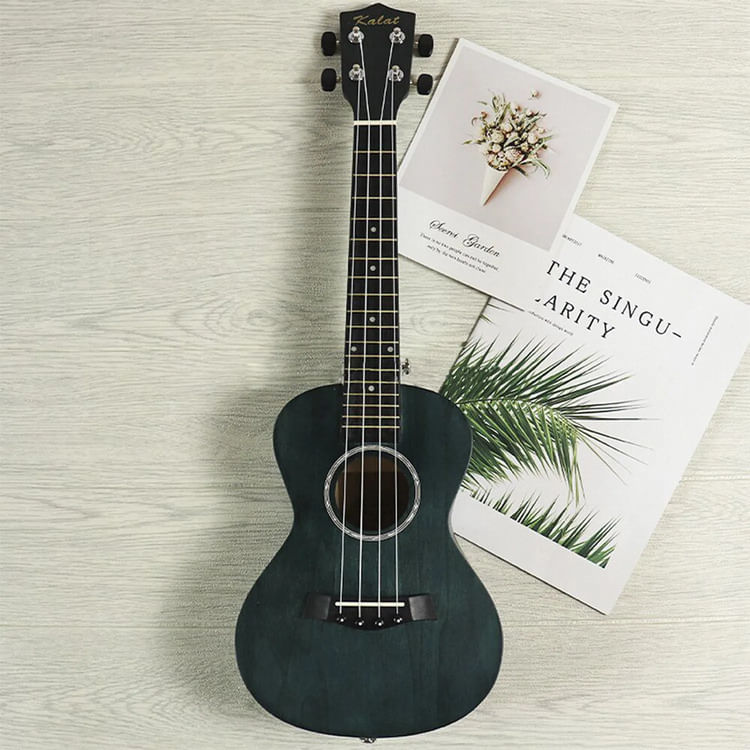 Imagen 2 del producto Ukelele Kabat concierto 23"" azul, cuerpo de tilo, mástil okoume, acabado mate, funda incluida