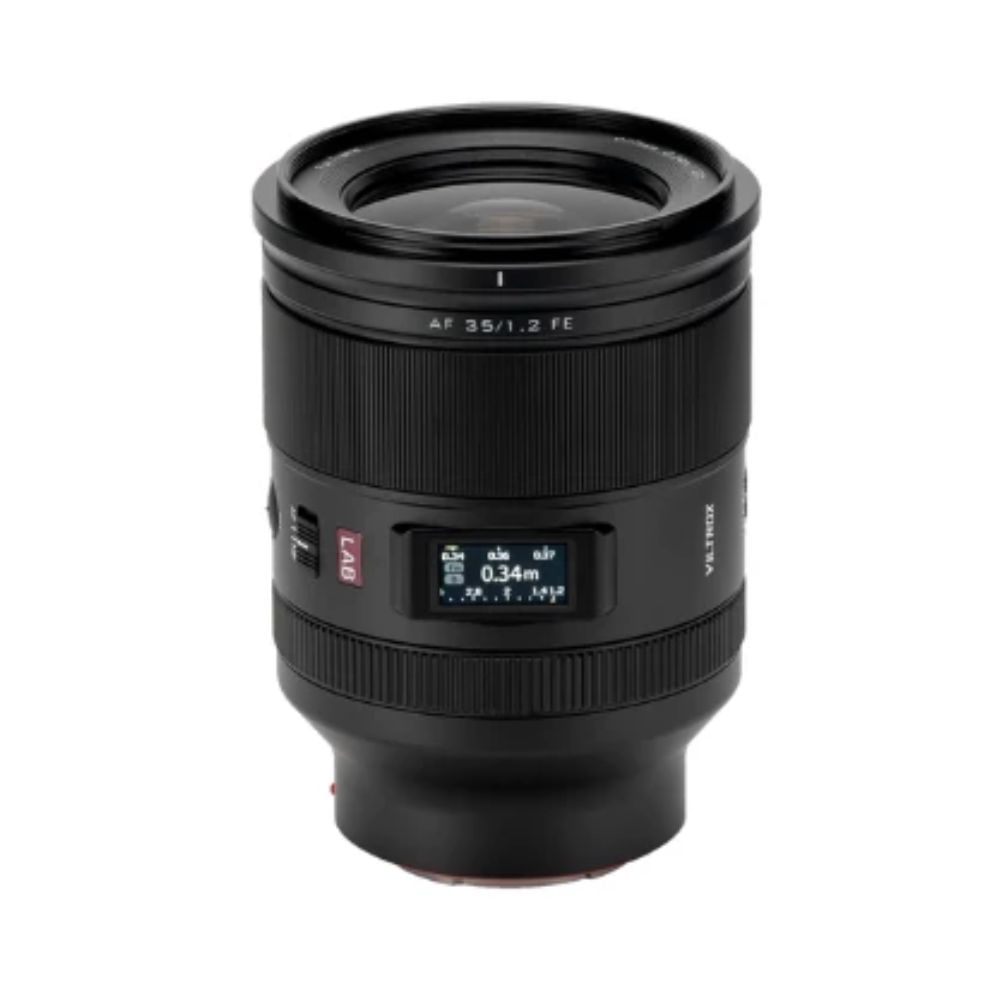 Imagen 2 del producto Lente profesional Viltrox AF 35mm f/1.2 FE para cámaras Sony E Full Frame, nitidez superior y bokeh artístico