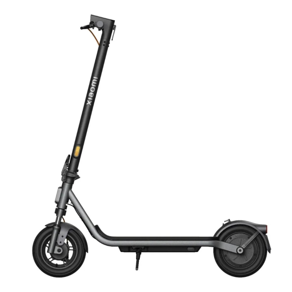 Imagen 1 del producto Scooter eléctrico Xiaomi 6 Lite 10"", autonomía hasta 25 km, velocidad máx. 25 km/h, 300W nominal, negro