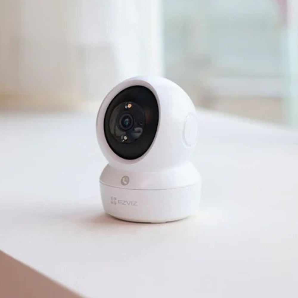 Imagen 2 del producto Cámara de seguridad Ezviz H6C Pro interior, 2MP, Wi-Fi, infrarrojo, movimiento hasta 350°, blanco