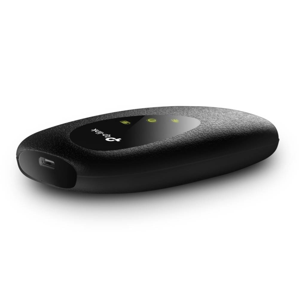 Imagen 2 del producto Router portátil TP-Link M7000 Wi-Fi Móvil 4G LTE, doble banda, 300 Mbps, 2100 mAh, 2 antenas internas, hasta 10 dispositivos, negro