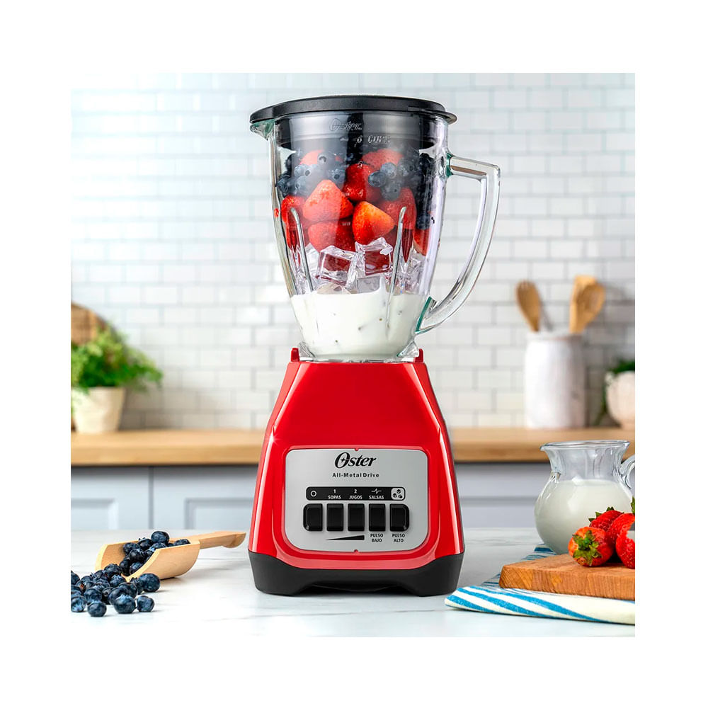 Imagen 2 del producto Licuadora Oster reversible, 1.5L, vaso boroclass, hasta 800W, 3 velocidades, pica hielo, roja