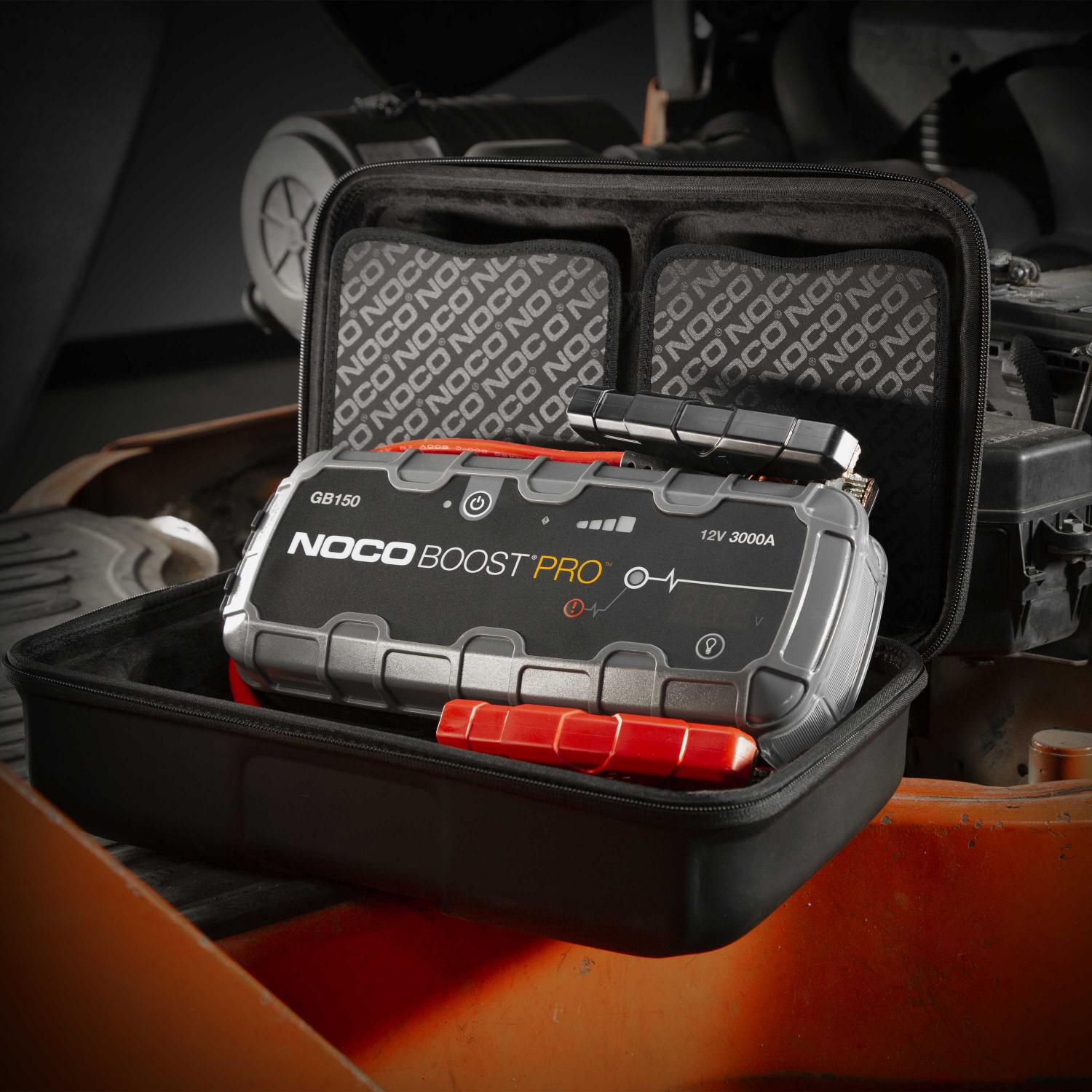 Imagen 2 del producto Arrancador de batería Noco Boost GB150, 12 V, 3000 A, gasolina hasta 9 L y diésel hasta 7 L, voltímetro, powerbank y linterna LED